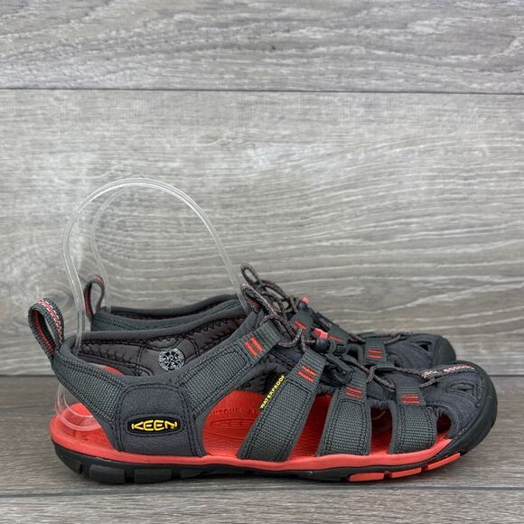 Keen Clearwater CNX Women’s Sz 7 Waterproof Magnet Gray Hot Coral Sandals - Picture 1 of 10